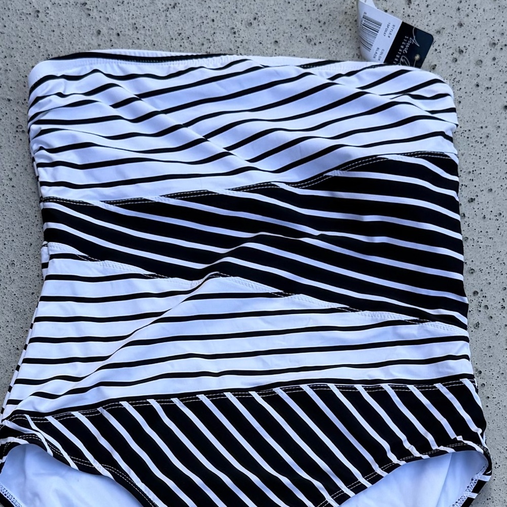 Anne Cole Black and White Striped One-Piece Swimsuit - Picture 10 of 11